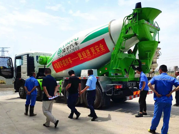 中集凌宇攪拌車全國巡展繼續(xù)：出征安徽，這一組合果然豪橫！